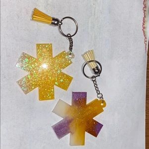 2x doctor/nurse keychains(can add names for $3 )